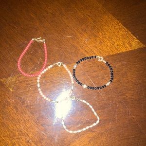 4 bracelets.. salt water Pearl-,coral etc